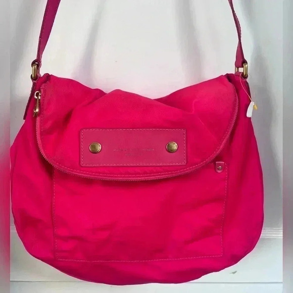 Marc By Marc Jacobs Large Nylon Natasha Watermelon Crossbody - Picture 3 of 5